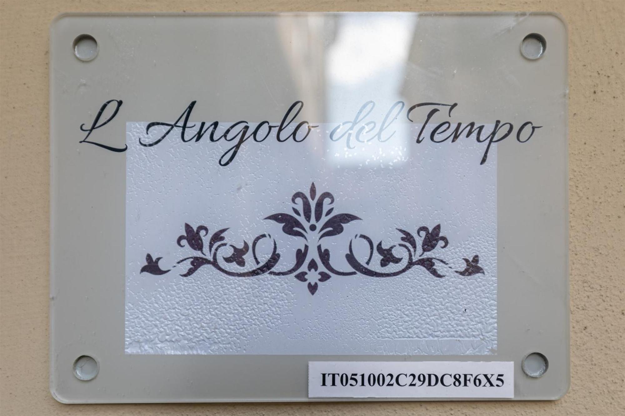 L' Angolo Del Tempo By Holiday World Arezzo Bagian luar foto
